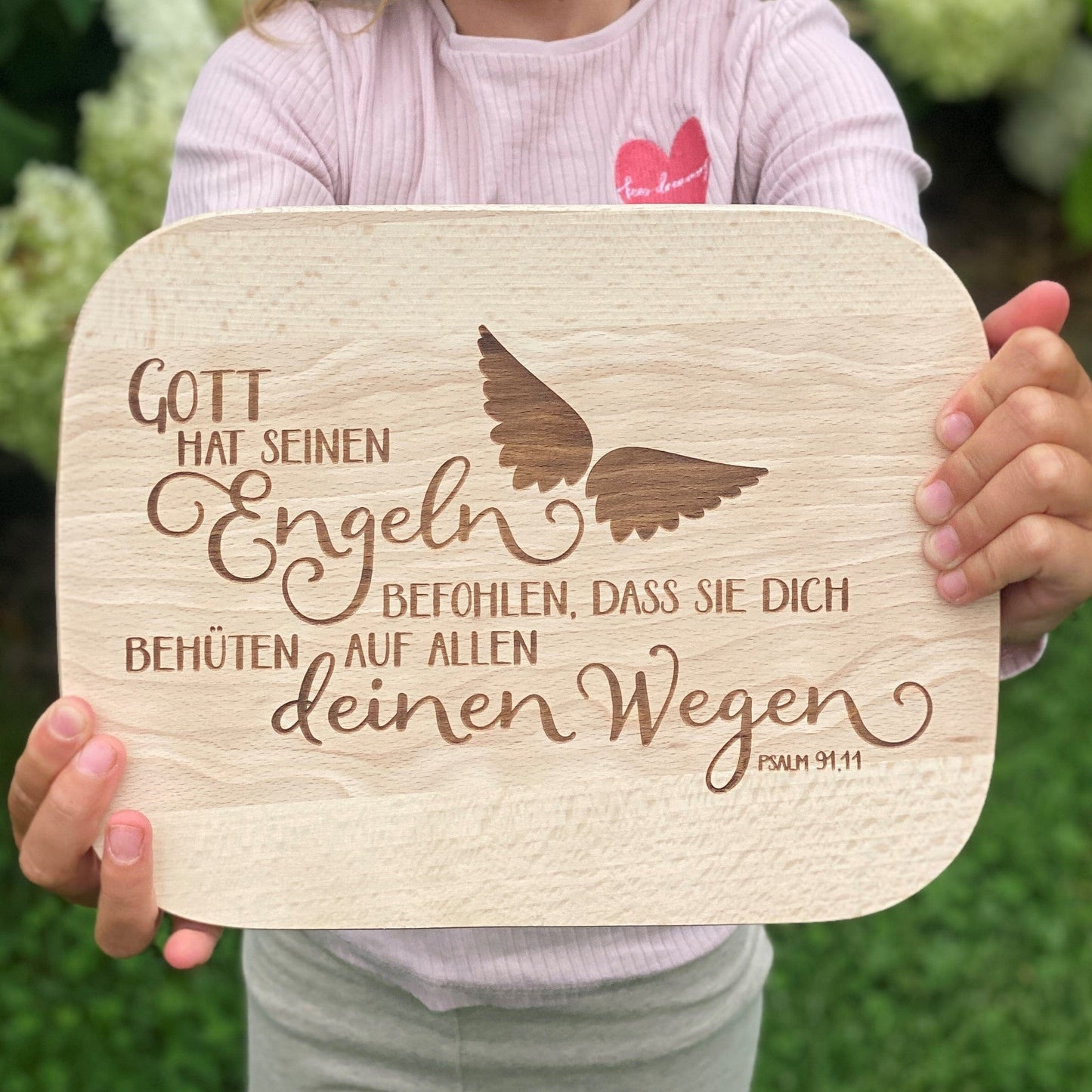 Schneidebrett zur Konfirmation oder Taufe | Kinderschneidebrett mit Gravur | individuelles Geschenk für das Patenkind