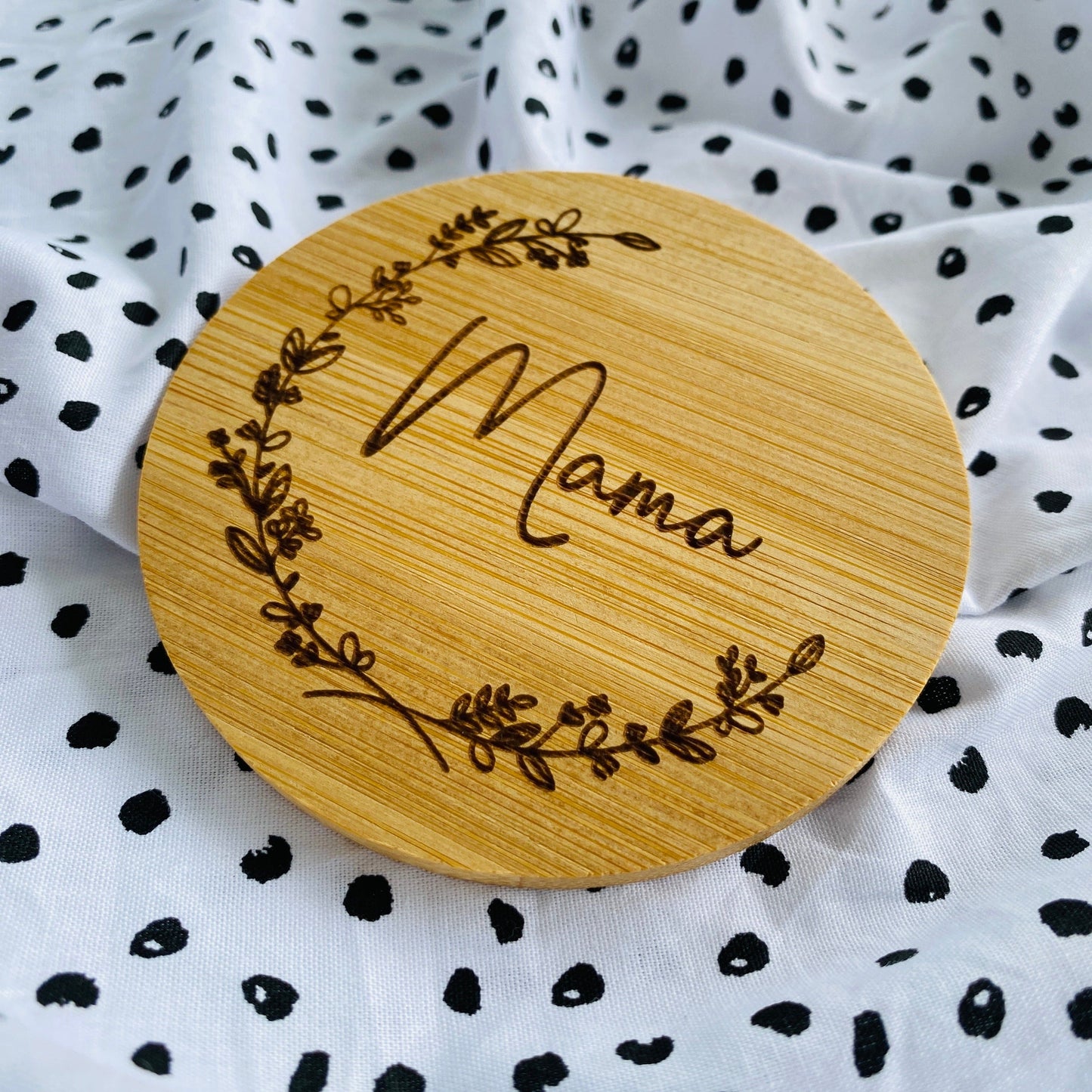 personalisierter Untersetzer aus Bambus | individuelles Geschenk zur Hochzeit oder zum Geburtstag | Jubiläum der Firma