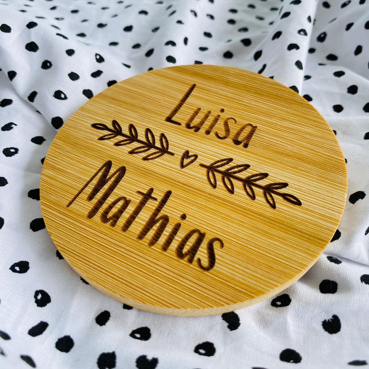 personalisierter Untersetzer aus Bambus | individuelles Geschenk zur Hochzeit oder zum Geburtstag | Jubiläum der Firma