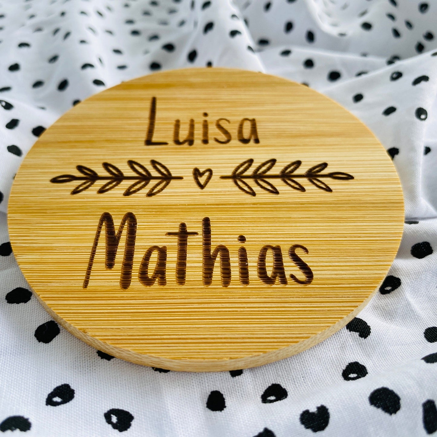 personalisierter Untersetzer aus Bambus | individuelles Geschenk zur Hochzeit oder zum Geburtstag | Jubiläum der Firma