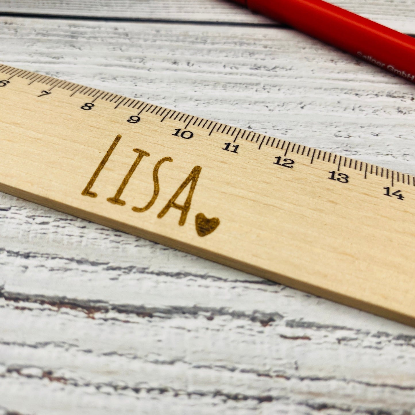 personalisiertes Lineal aus Holz | Geschenk zur Einschulung oder für die Schultüte | Schulkind | Messlatte 20cm | personalisiert mit Namen