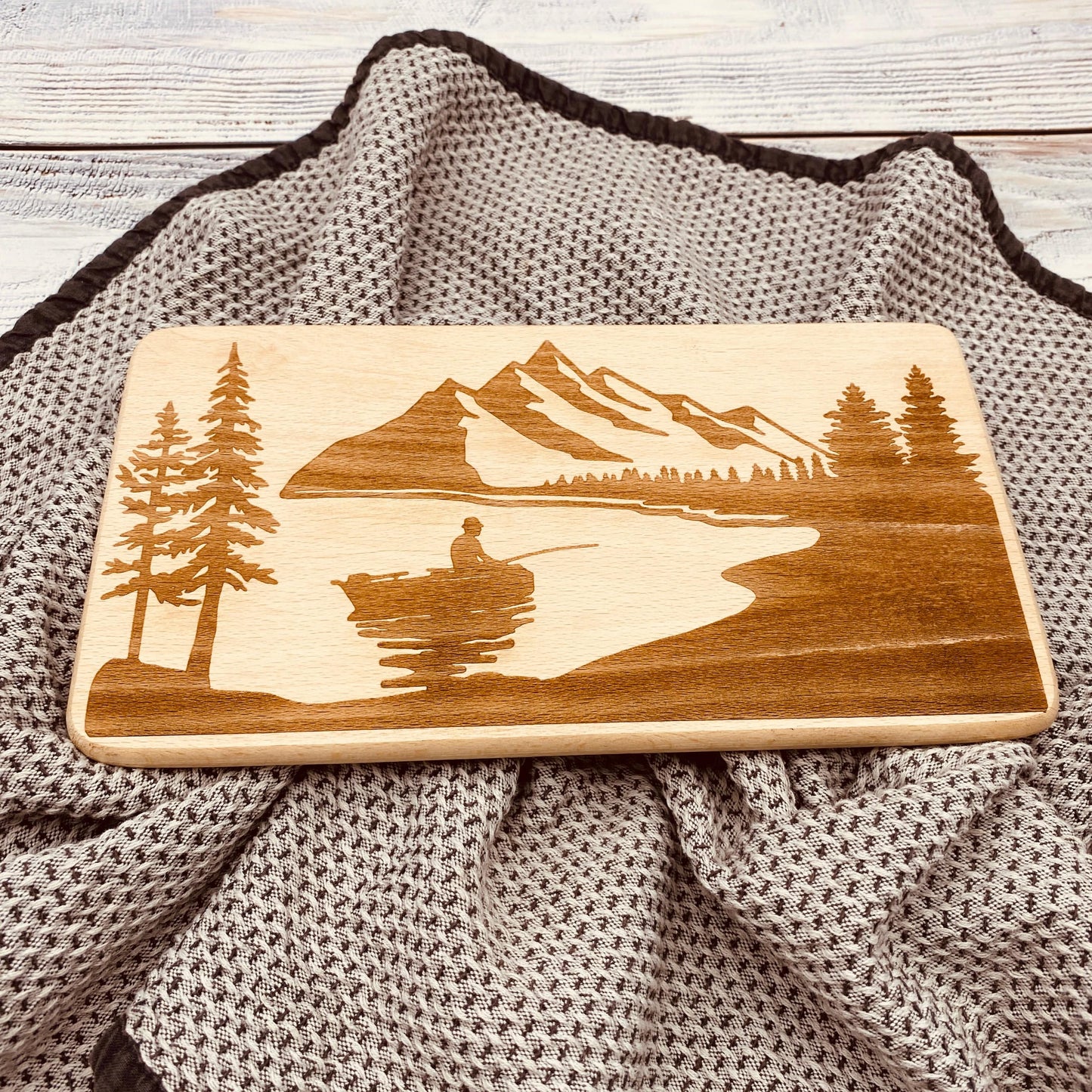 Einzigartiges Schneidebrett für Angler | Frühstücksbrett für Fischer | Geschenke für Anglerfreunde