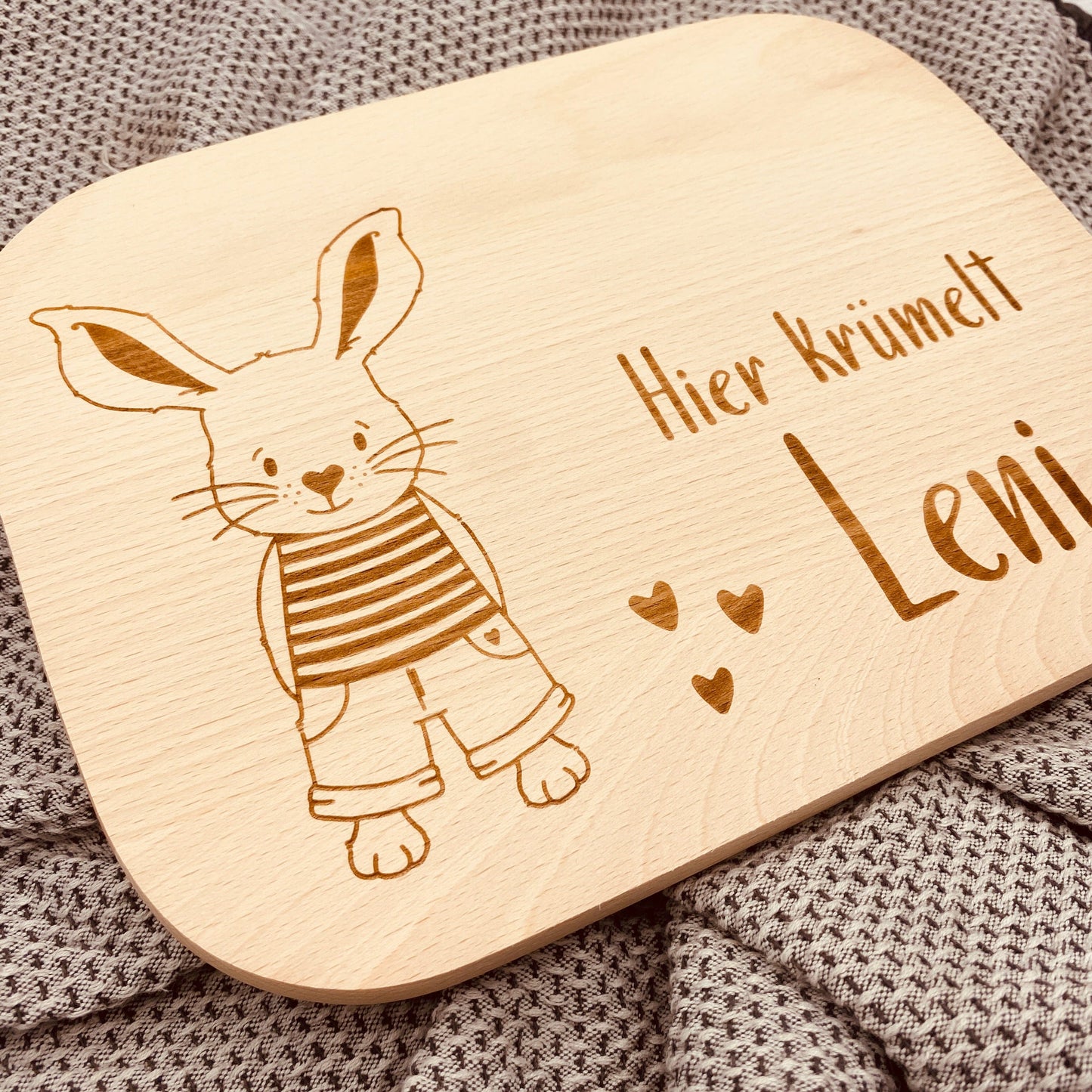 Kinderschneidebrett mit Gravur | personalisiertes Schneidebrett für Kinder | Geschenk zum Kindergeburtstag | Kinderbrettchen mit Namen