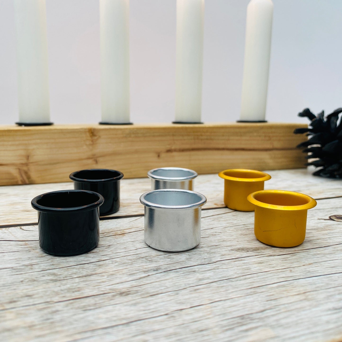 Adventskranz aus Altholz | Kerzenständer mit Tannenbaum für Stabkerzen | Geschenk zur Adventszeit | Holzkranz zu Weihnachten