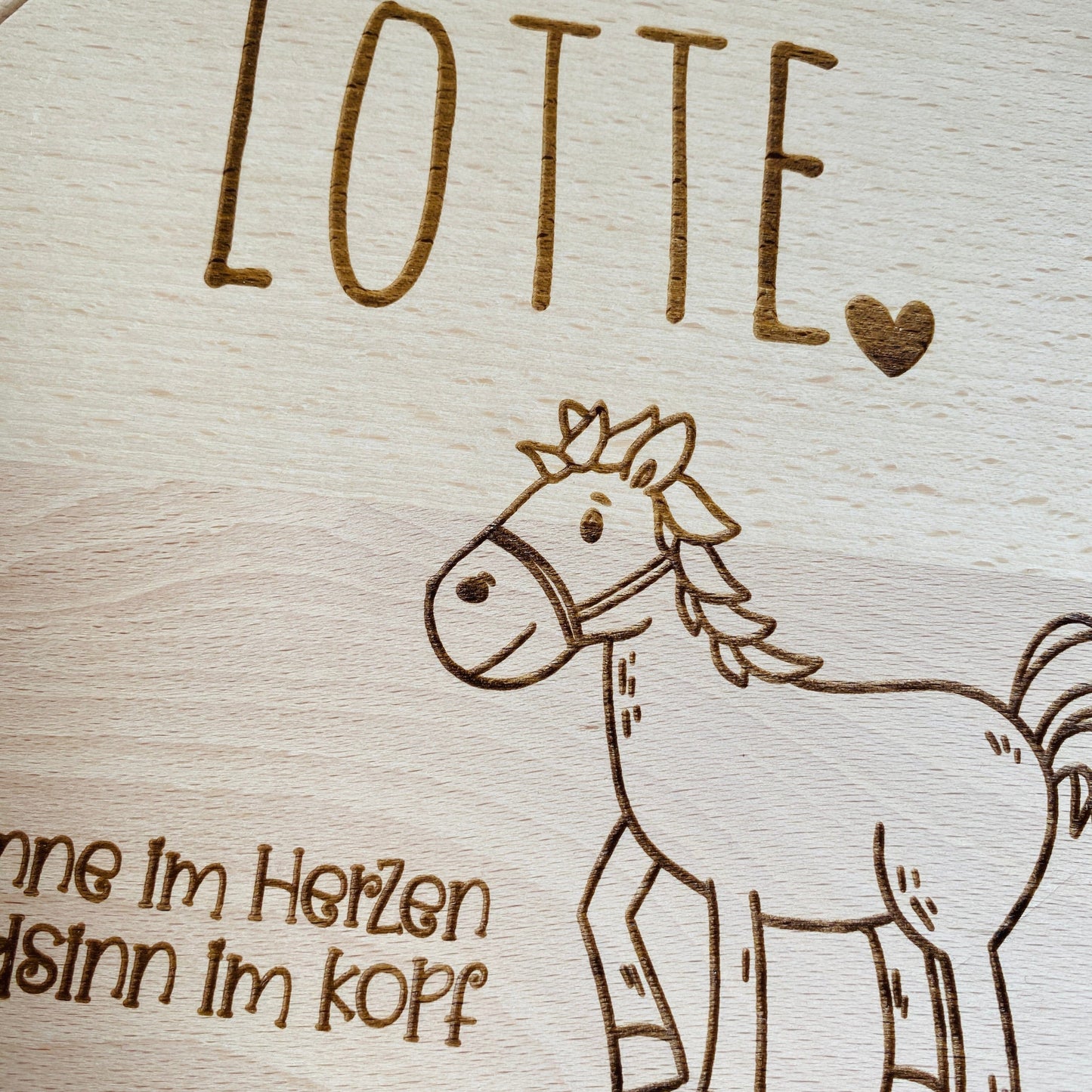 Kinderschneidebrett mit Gravur | personalisiertes Schneidebrett für Kinder | Kinderbrettchen mit Namen