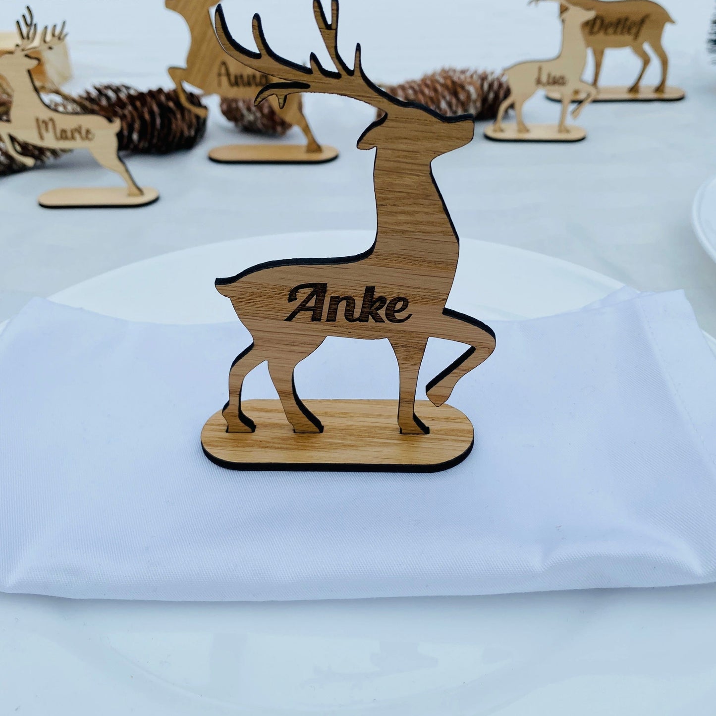 personalisiertes Rentier | Weihnachtsdekoration für den Tisch | Geschenk für die Adventszeit | Platzkarte aus Holz