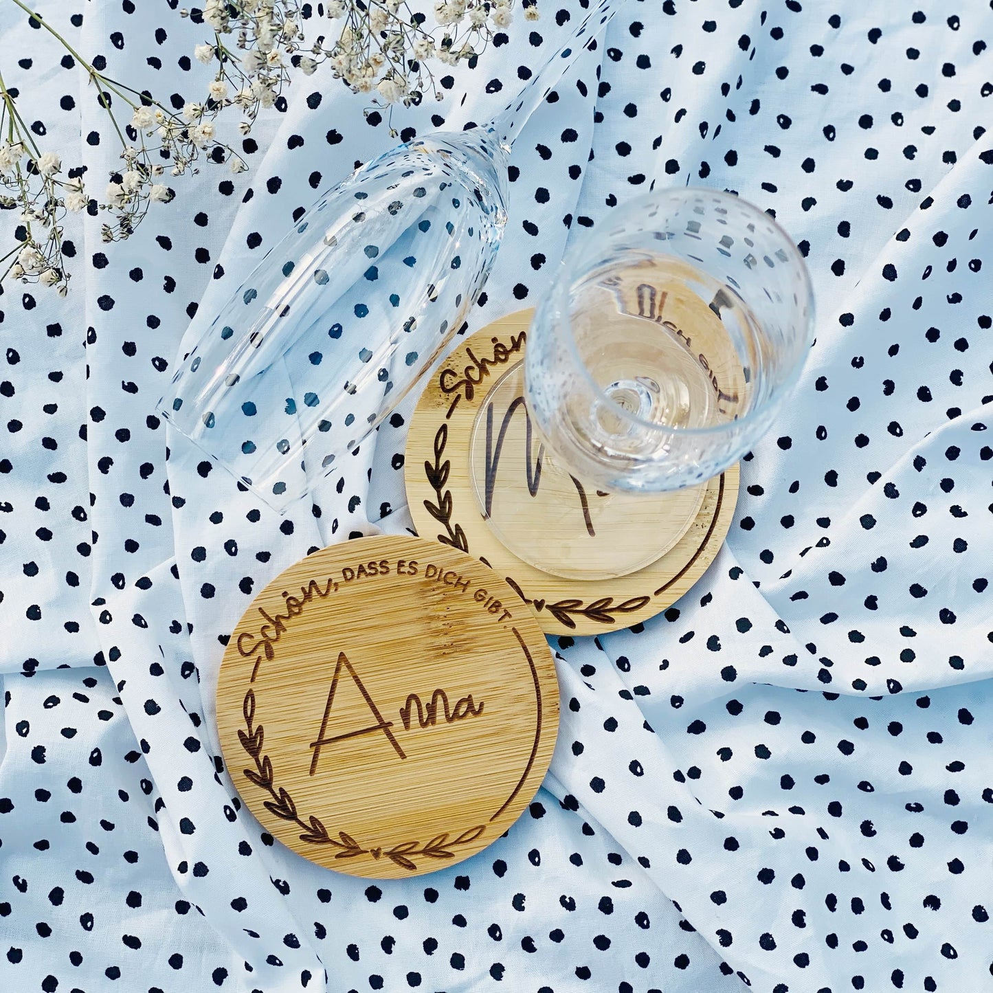 personalisierter Untersetzer aus Bambus | individuelles Geschenk zur Hochzeit oder zum Geburtstag | Untersetzer für Unternehmen