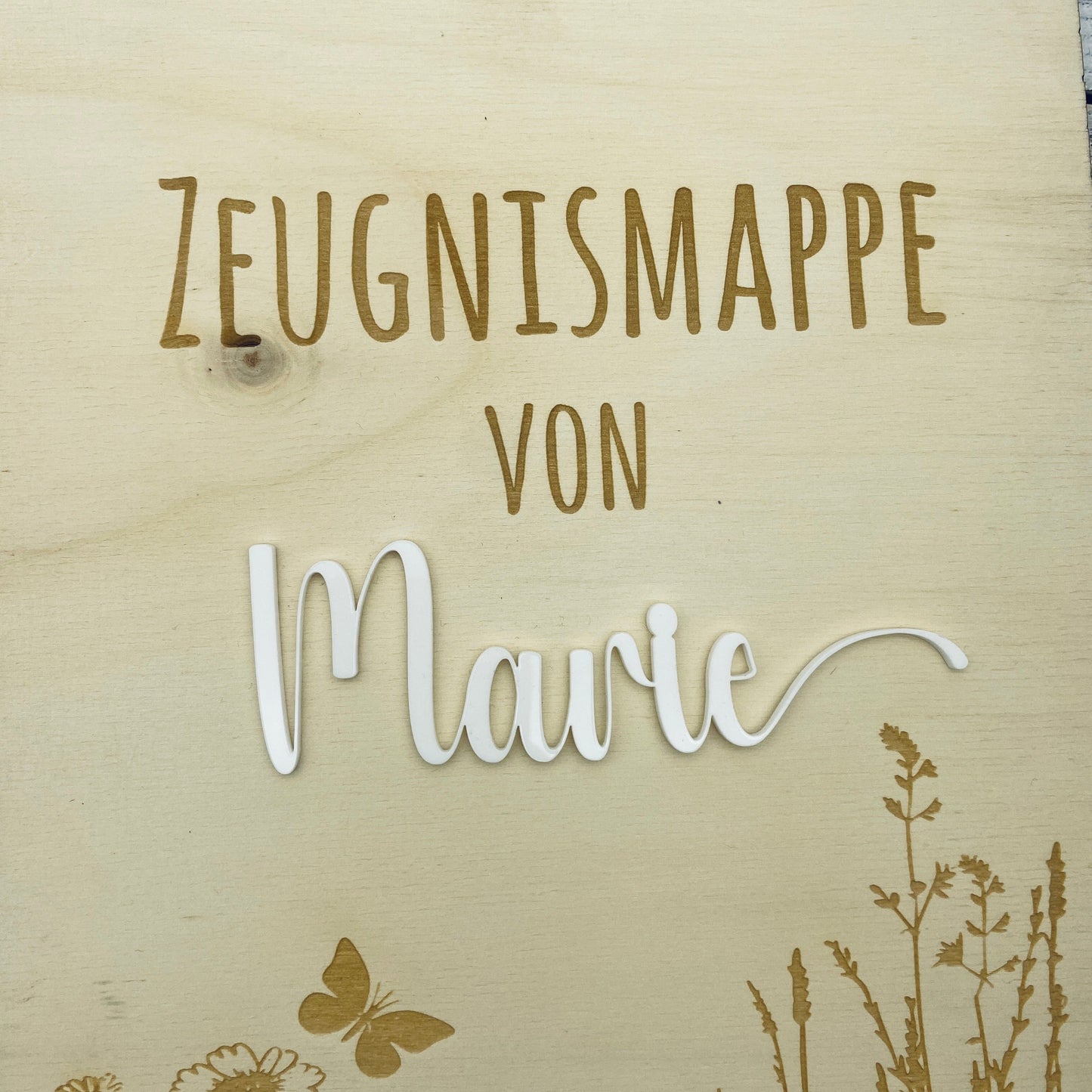 Zeugnismappe personalisiert aus Holz | Geschenk zum Schulstart | Zeugnisordner mit Namen | Einschulungsgeschenk für Mädchen und Jungen