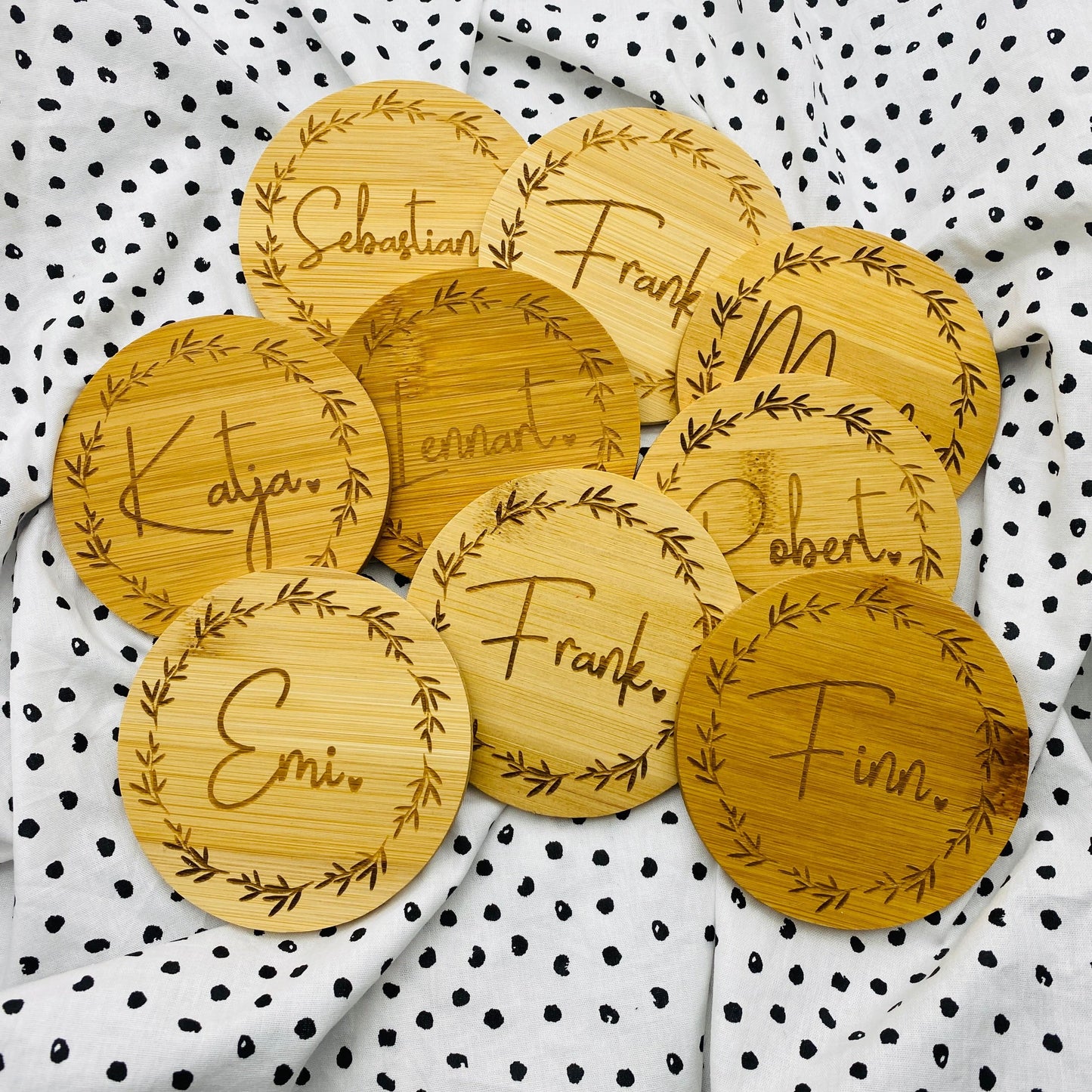 personalisierter Untersetzer aus Bambus | individuelles Geschenk zur Hochzeit oder zum Geburtstag | Untersetzer für Unternehmen
