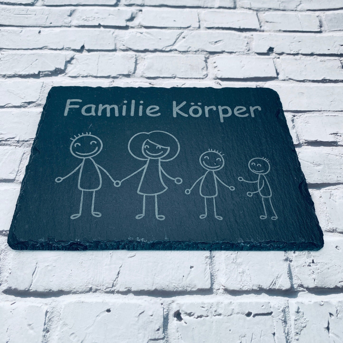 Personalisiertes Haustürschild aus Schiefer | Individuelles Türschild mit Gravur | Handgefertigtes Schiefer-Türschild | Geschenk zum Einzug