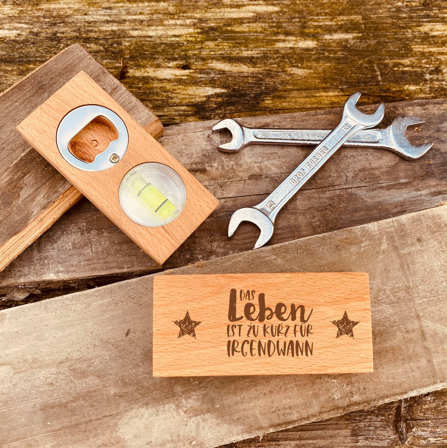 Flaschenöffner aus Holz mit Gravur | Geschenke für Bierliebhaber | personalisierter Flaschenöffner | Geschenk zum Vatertag
