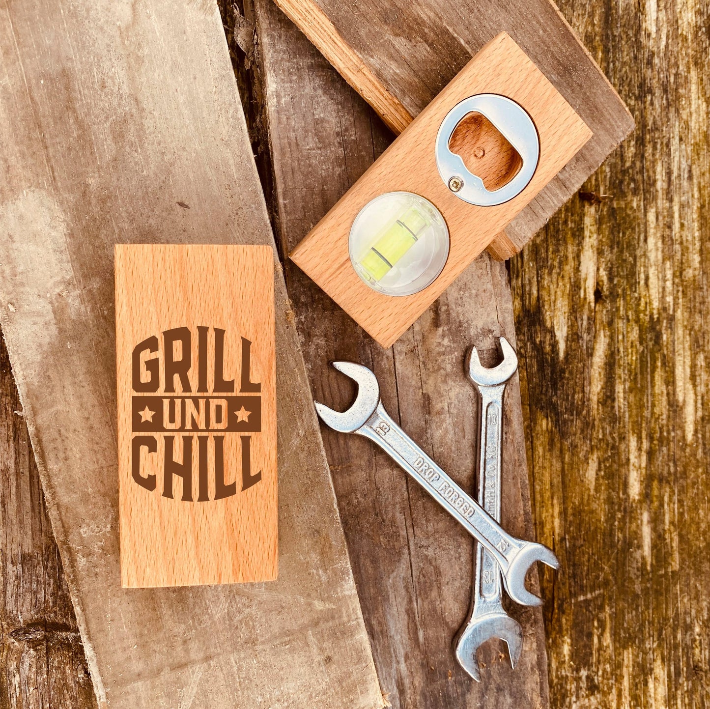 Flaschenöffner aus Holz mit Gravur | Geschenke für Bierliebhaber | personalisierter Flaschenöffner | Geschenk zum Vatertag