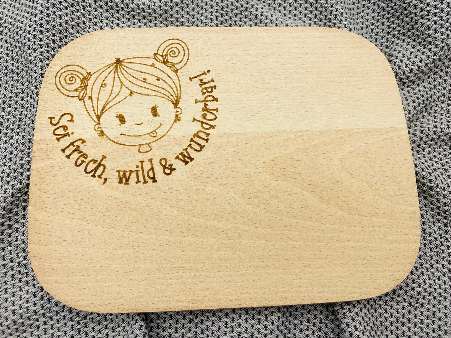Frühstücksbrett Mädchen frech wild Schneidebrett Geschenk