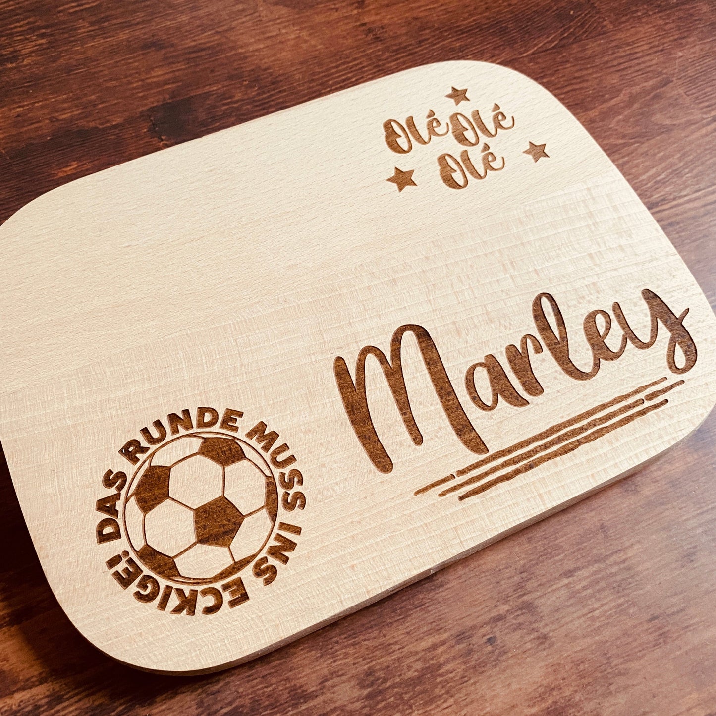 Frühstücksbrett personalisiertes Schneidebrett Geschenk Fußball