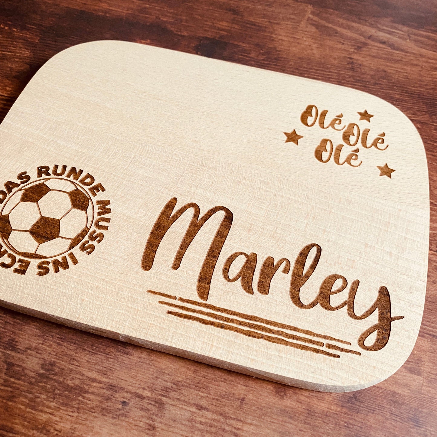 Frühstücksbrett personalisiertes Schneidebrett Geschenk Fußball