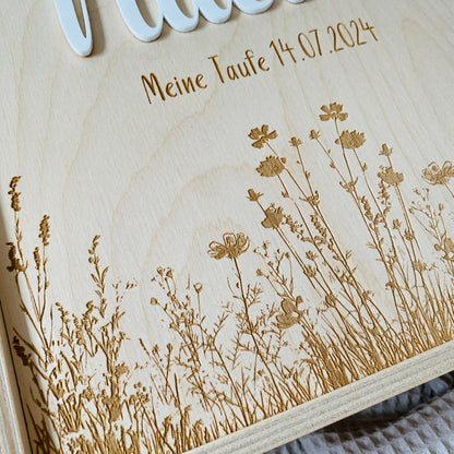Holz‑Erinnerungskiste zur Taufe 20x20 cm – personalisiert mit Name, Datum & Motiv Gravur