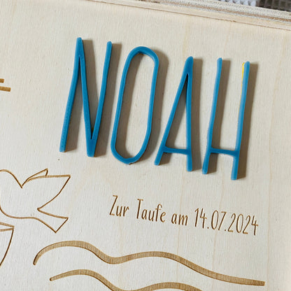 Holz‑Erinnerungskiste zur Taufe 20x20 cm – personalisiert mit Name, Datum & Motiv Gravur