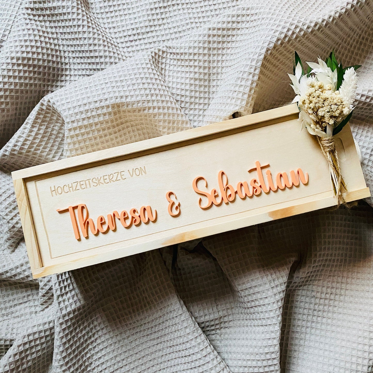 Geschenkbox Hochzeit | Aufbewahrungsbox für Hochzeitskerze | personalisierte Kerzenbox mit Namen | Holzkiste mit Gravur für Hochzeitskerze