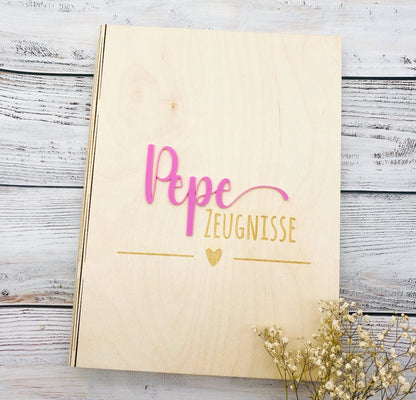 Zeugnismappe personalisiert aus Holz | Geschenk zum Schulstart | Zeugnisordner mit Namen | Einschulungsgeschenk für Mädchen und Jungen
