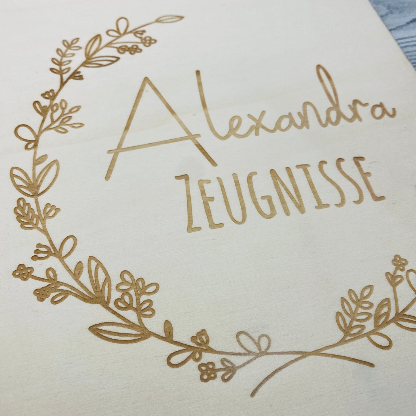 Zeugnismappe personalisiert aus Holz | Geschenk zum Schulstart | Zeugnisordner mit Namen | Einschulungsgeschenk für Mädchen und Jungen