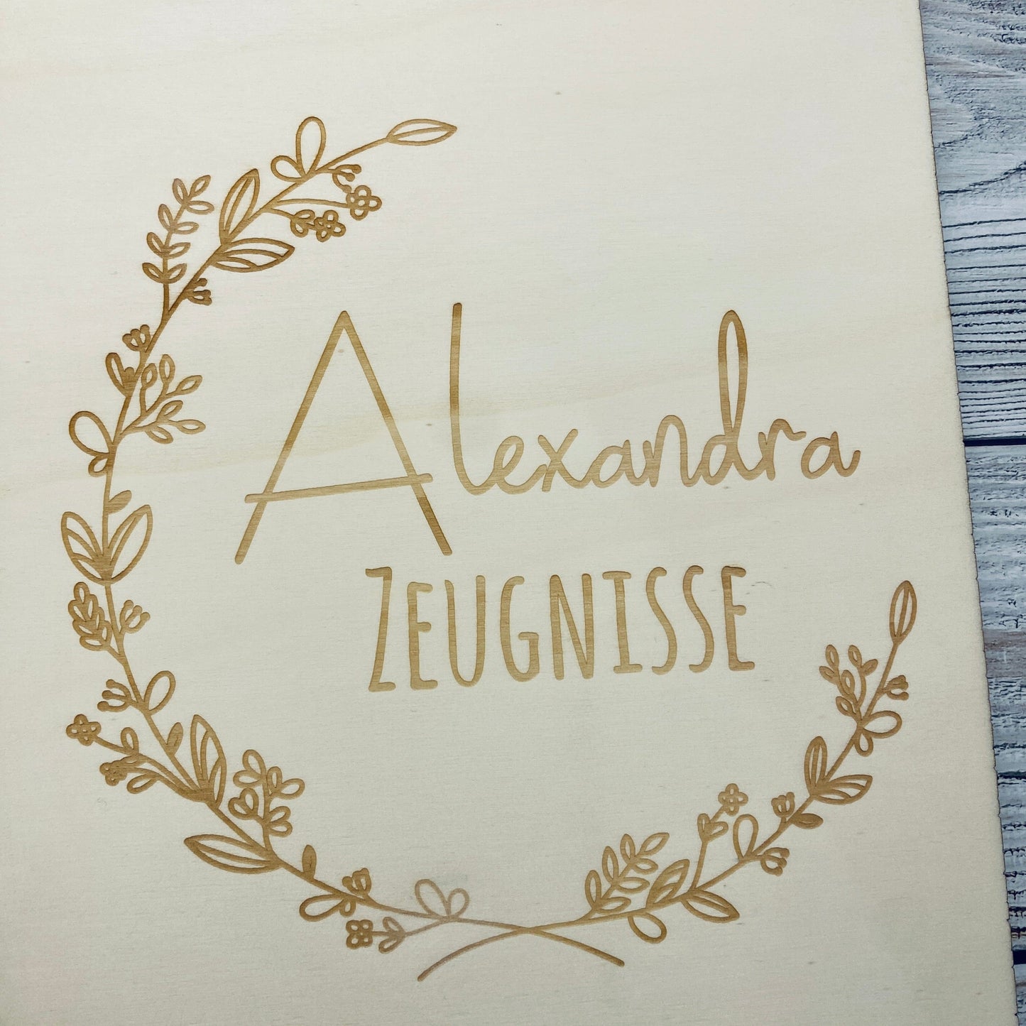 Zeugnismappe personalisiert aus Holz | Geschenk zum Schulstart | Zeugnisordner mit Namen | Einschulungsgeschenk für Mädchen und Jungen