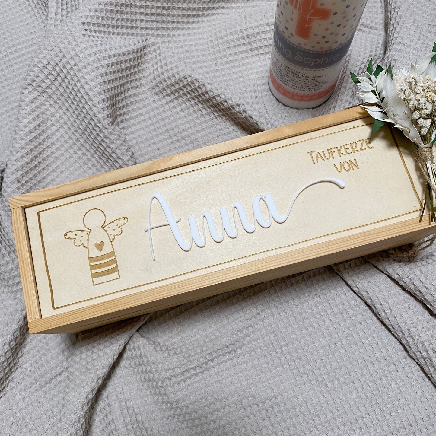 Personalisierte Aufbewahrungsbox für Taufkerzen – Individuelle Kerzenbox mit Namen für unvergessliche Erinnerungen