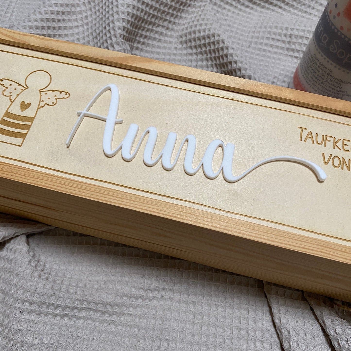Personalisierte Aufbewahrungsbox für Taufkerzen – Individuelle Kerzenbox mit Namen für unvergessliche Erinnerungen