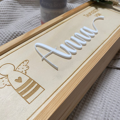 Personalisierte Aufbewahrungsbox für Taufkerzen – Individuelle Kerzenbox mit Namen für unvergessliche Erinnerungen