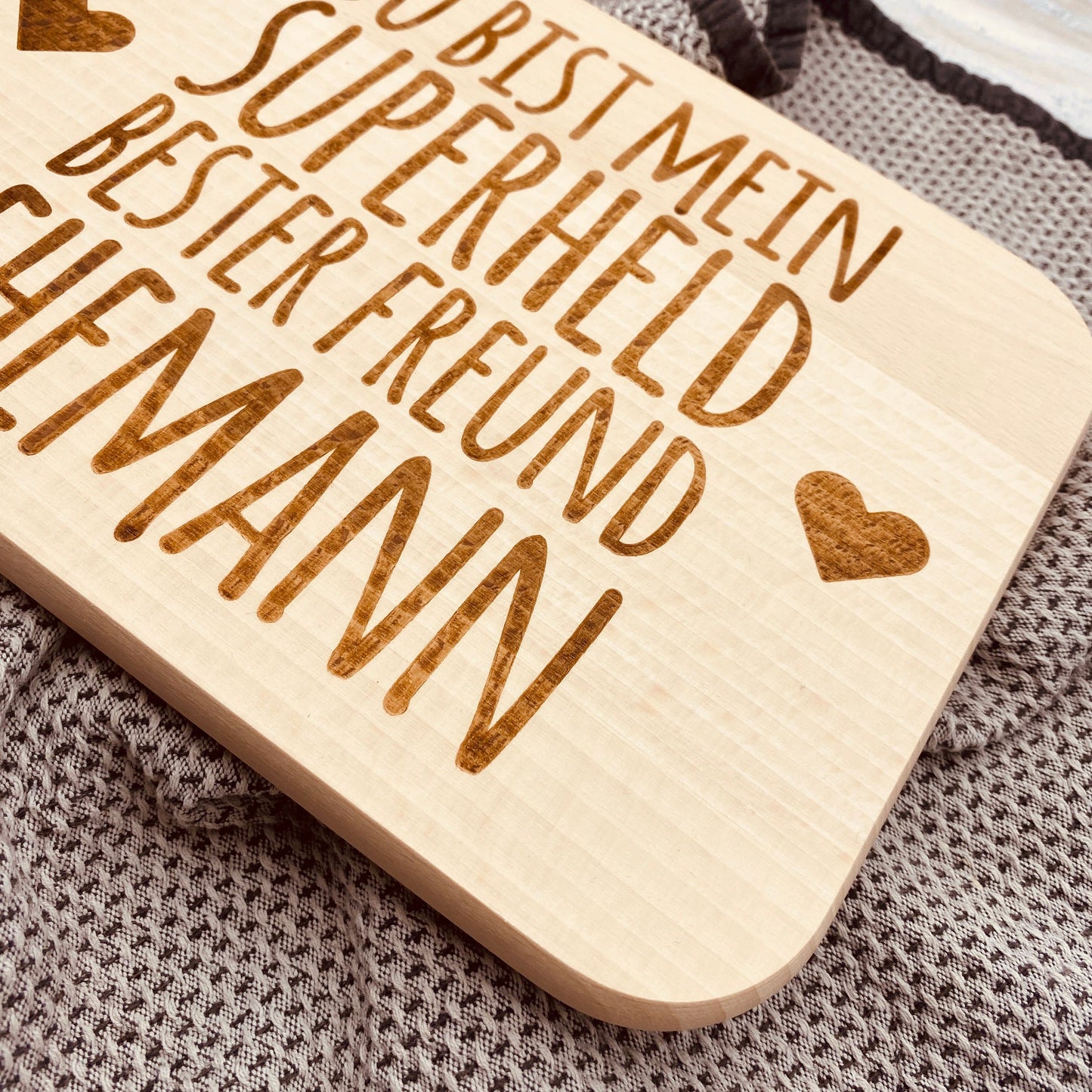 Holzbrett mit Gravur – Geschenk für Ehemann „Du bist mein Superheld, bester Freund“ – personalisiertes Deko-Schild Liebe & Partnerschaft