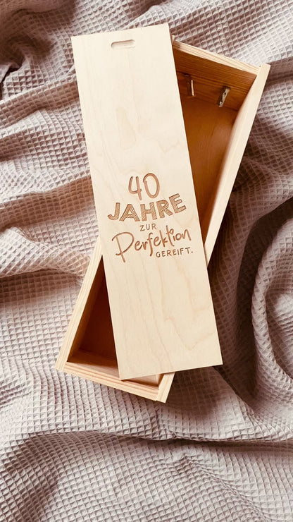 Individuelle Weinbox mit Gravur | Geschenkidee zum Geburtstag