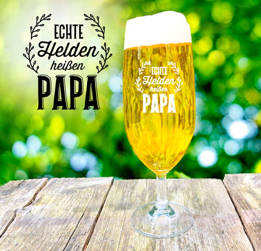 Bierglas Papa mit personalisierter Gravur Pilstulpe